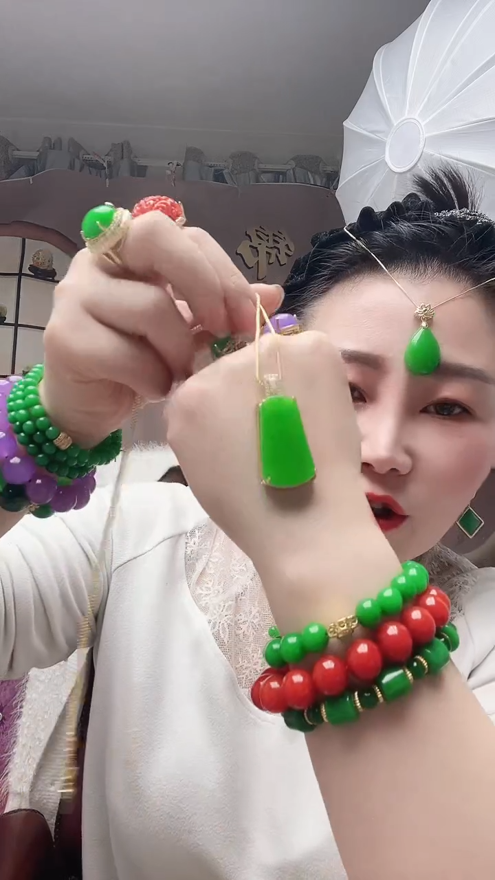 【闪购商品】翡翠颈饰14K金镶嵌26号