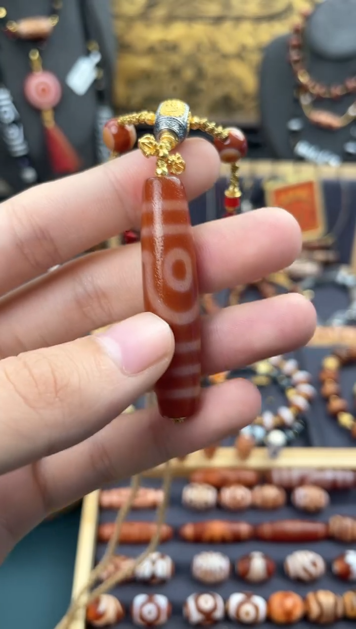 【闪购商品】玛瑙/玉髓颈饰银S925镶嵌美泓红肉二眼锁骨链