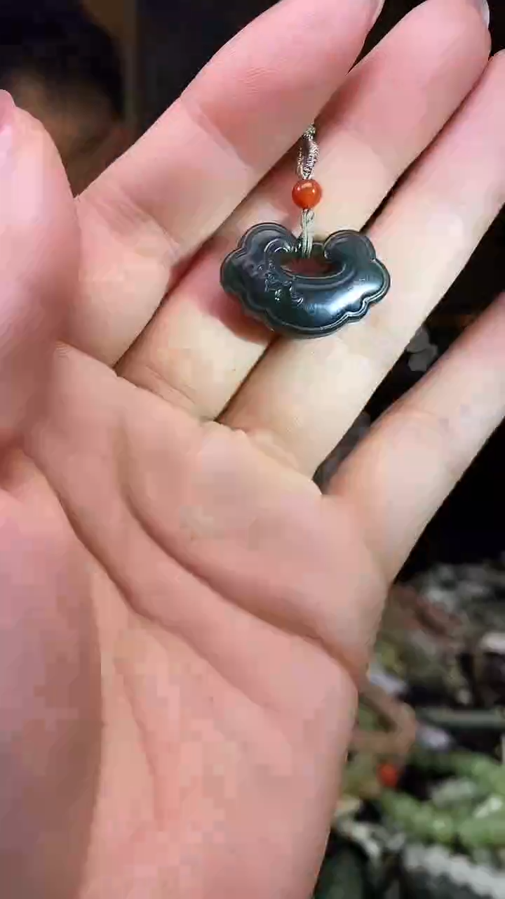 颈饰未镶嵌和田玉多样性发货，拍一发一