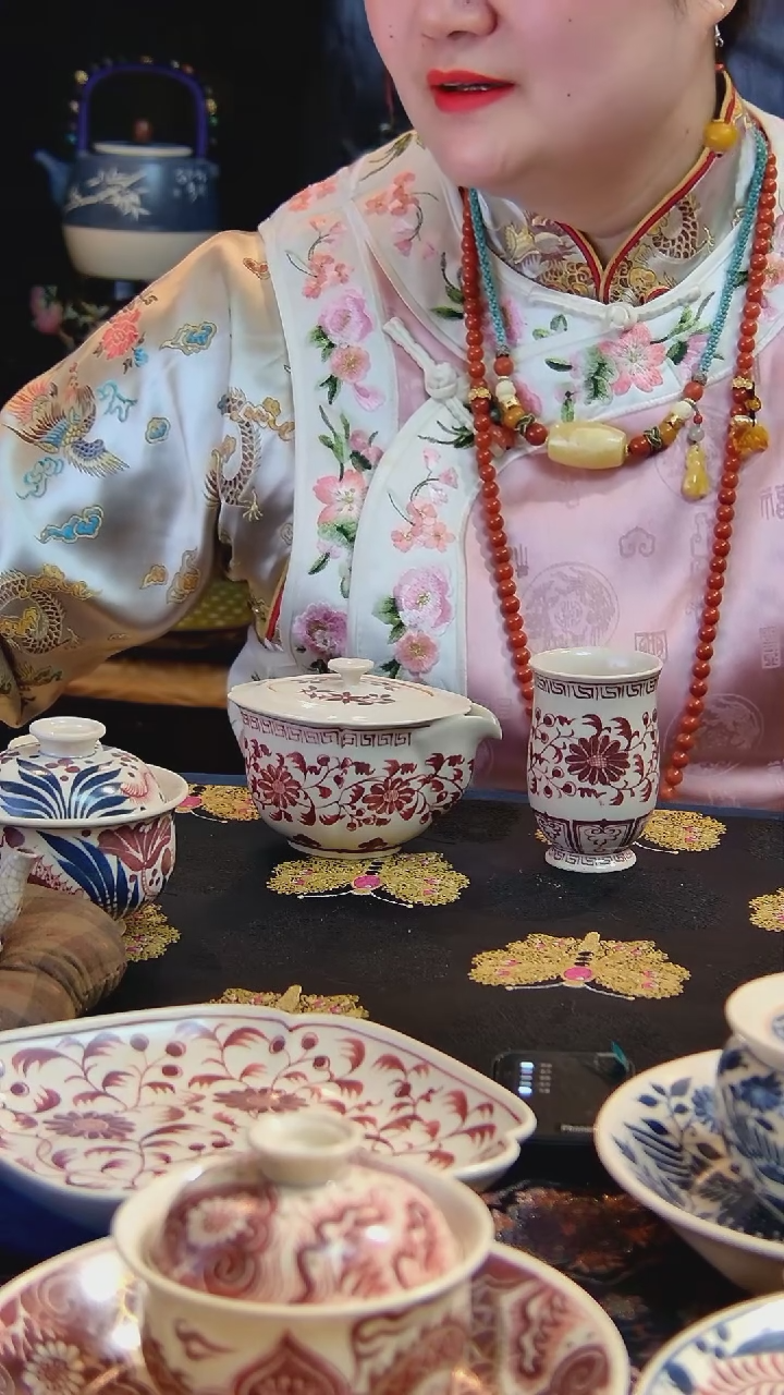 【闪购商品】茶具釉里红宝瓶主人杯2件套
