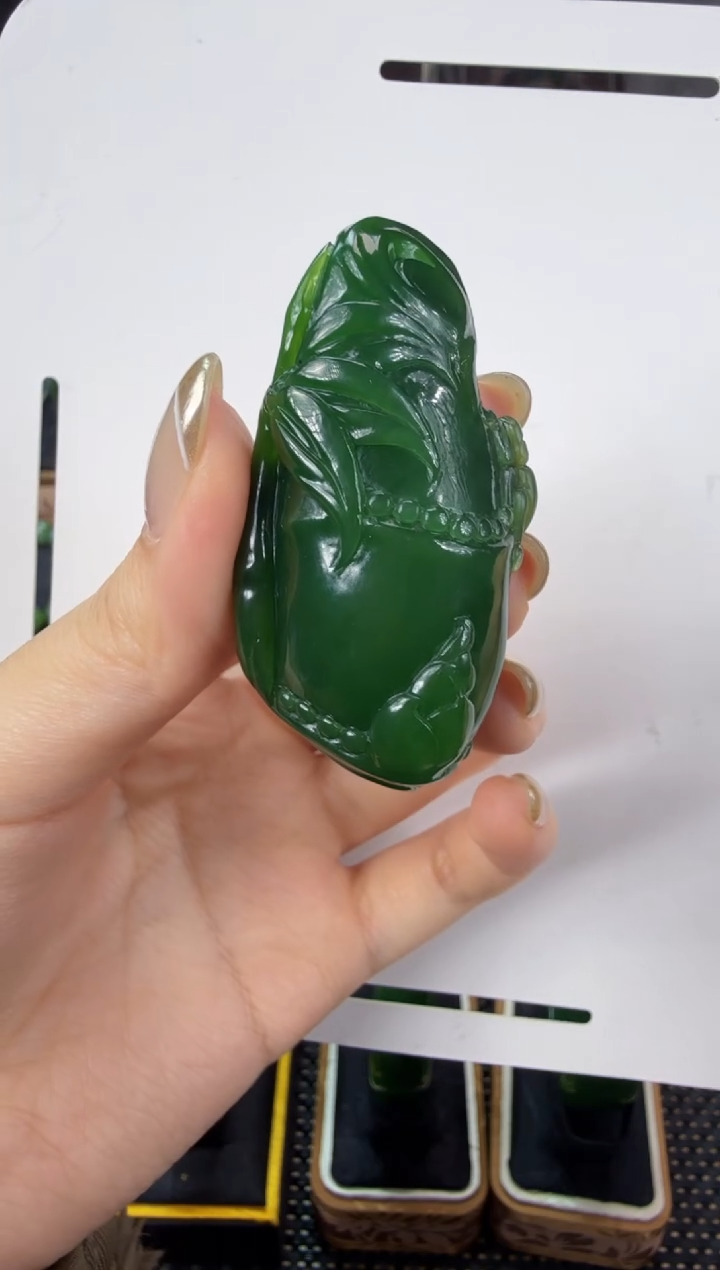 【闪购商品】和田玉（碧玉）吊坠(不含链)未镶嵌 