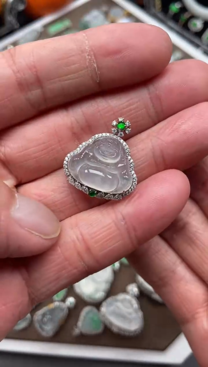 【闪购商品】翡翠吊坠(不含链)18K金镶嵌佛公