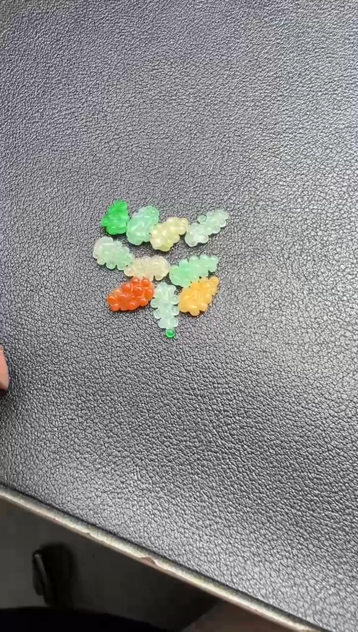 【闪购商品】定制翡翠未镶嵌葡萄