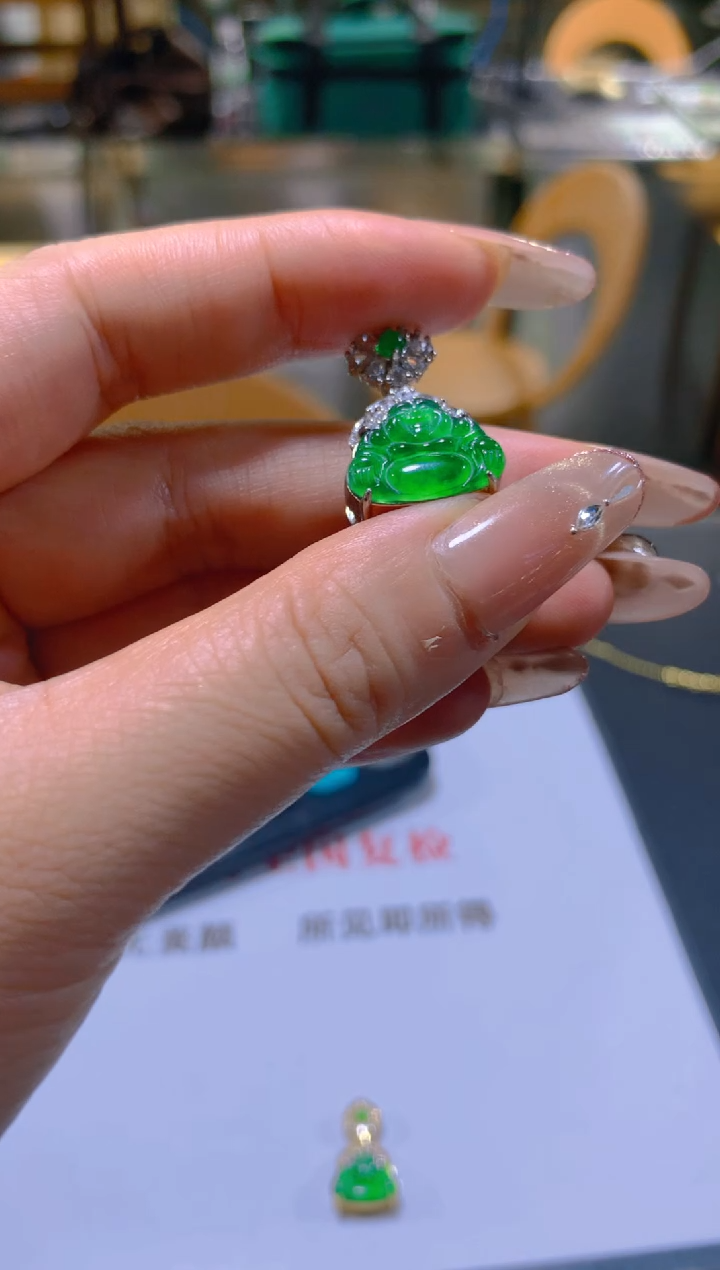 颈饰未镶嵌翡翠多样性发一