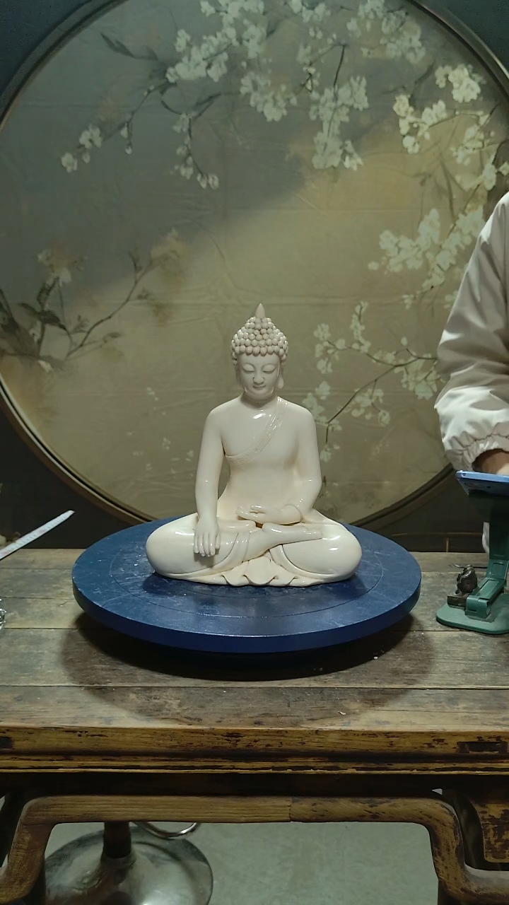 佛像李**仨德化瓷佛祖造像