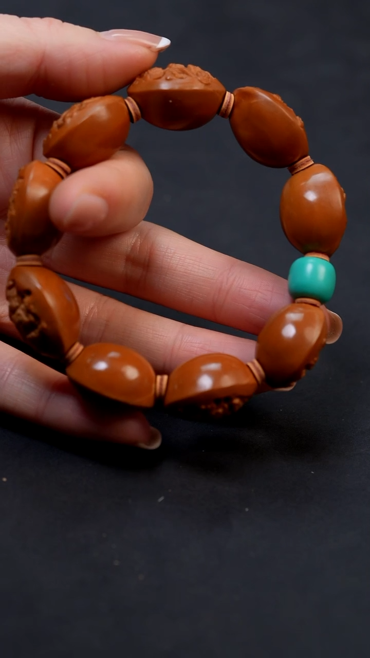 【闪购商品】橄榄核手串镂空万佛