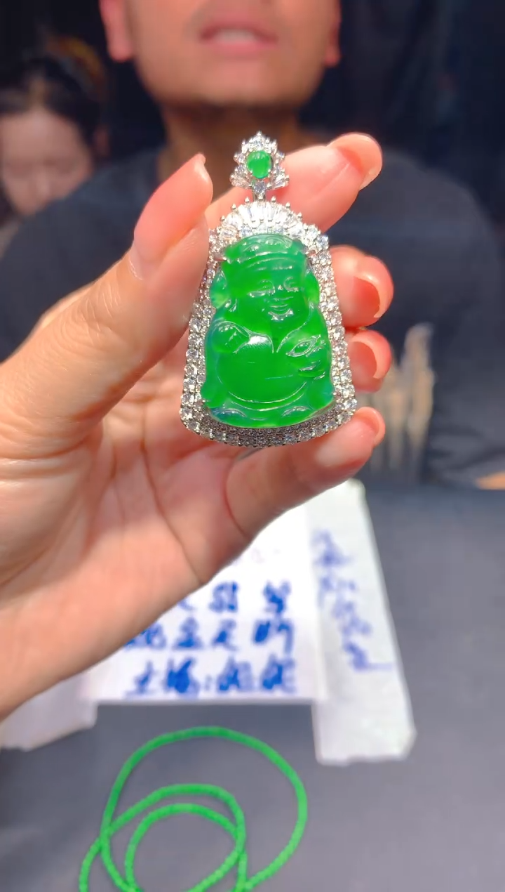 【闪购商品】定制翡翠未镶嵌60多样性发货（发其一）