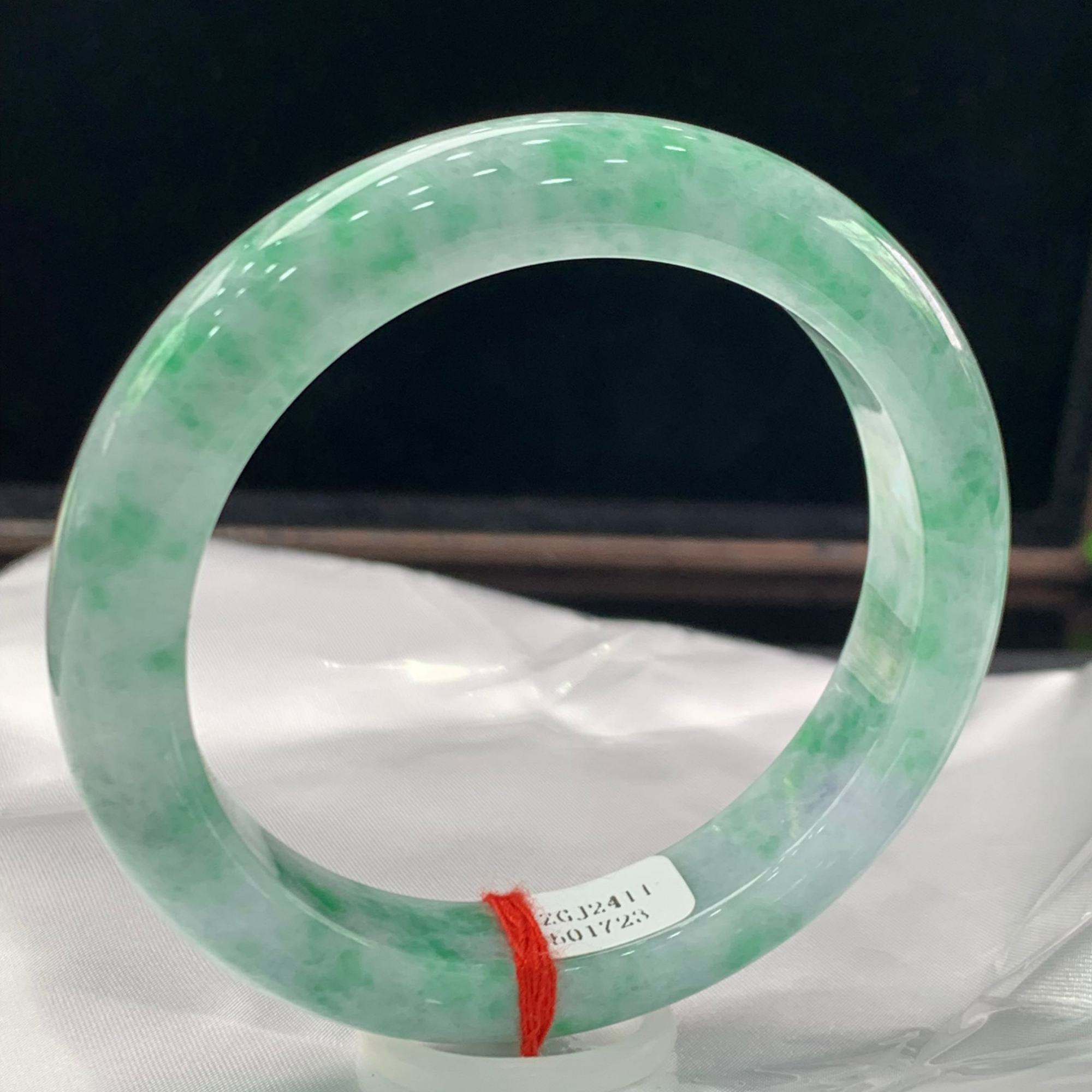 缅甸A货翡翠 阳绿 正圈 59-60 1723