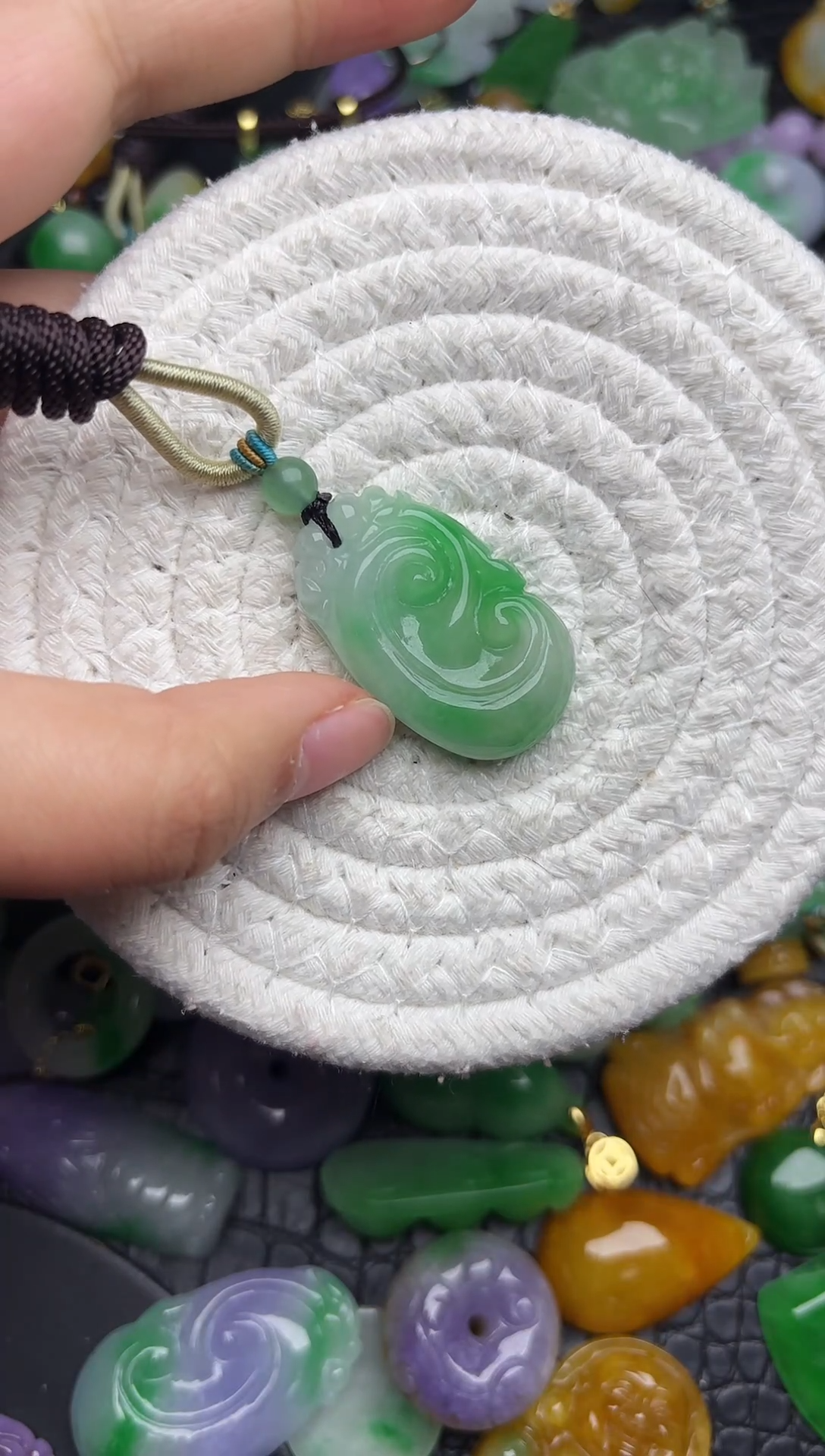 颈饰未镶嵌翡翠缅甸翡翠吊坠