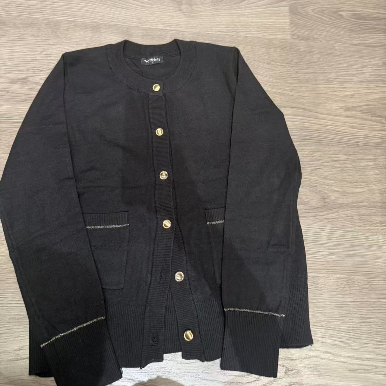 25461 黑色毛衣开衫女