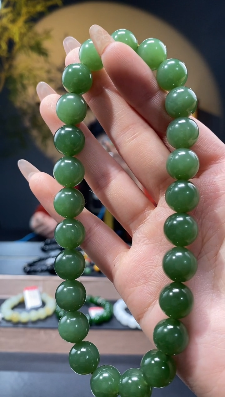 【闪购商品】和田玉-未镶嵌碧玉圆珠手持