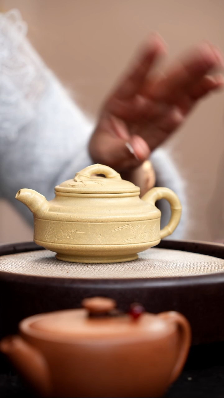 【闪购商品】紫砂茶壶本山绿双线竹鼓