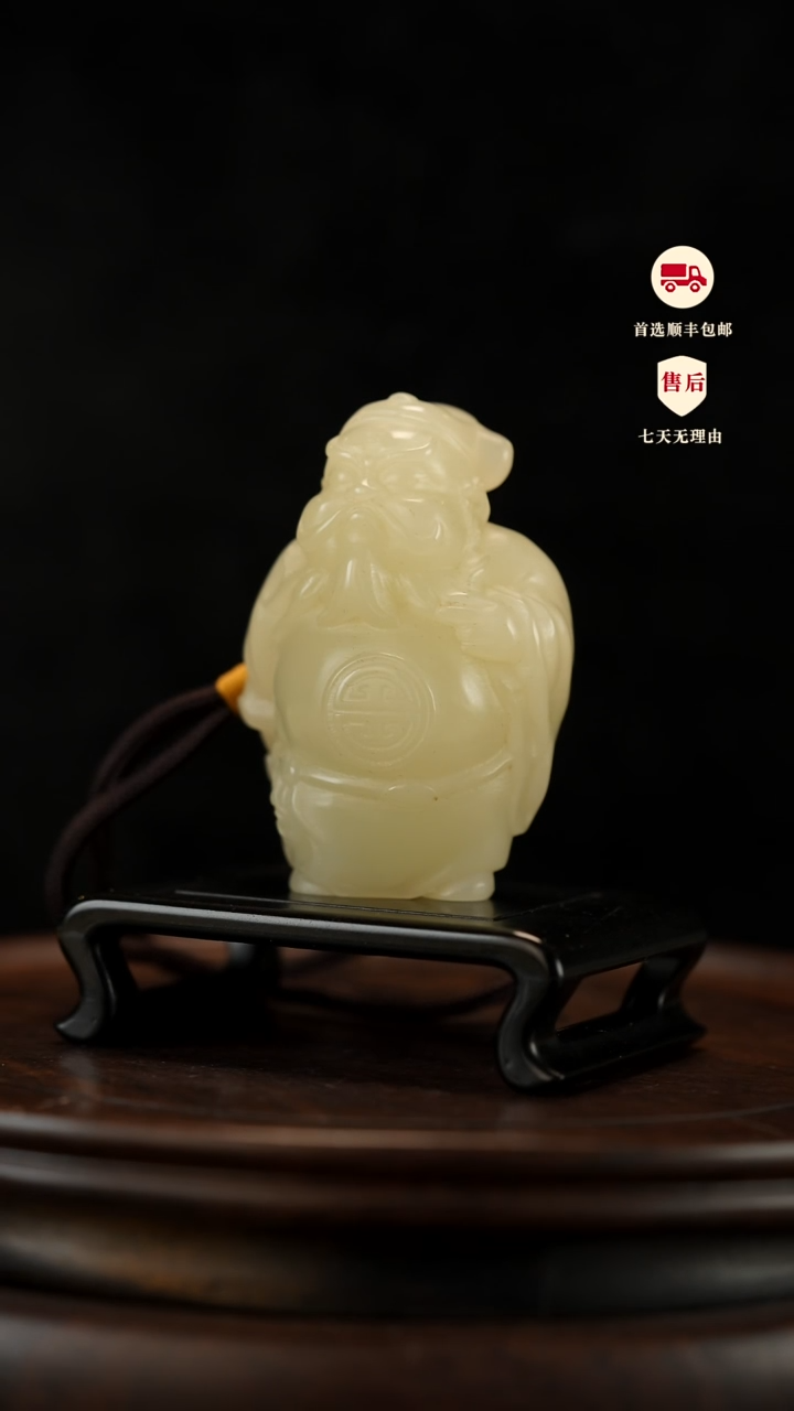 云南石竹叶青雕刻：钟馗送福手把件摆件挂件