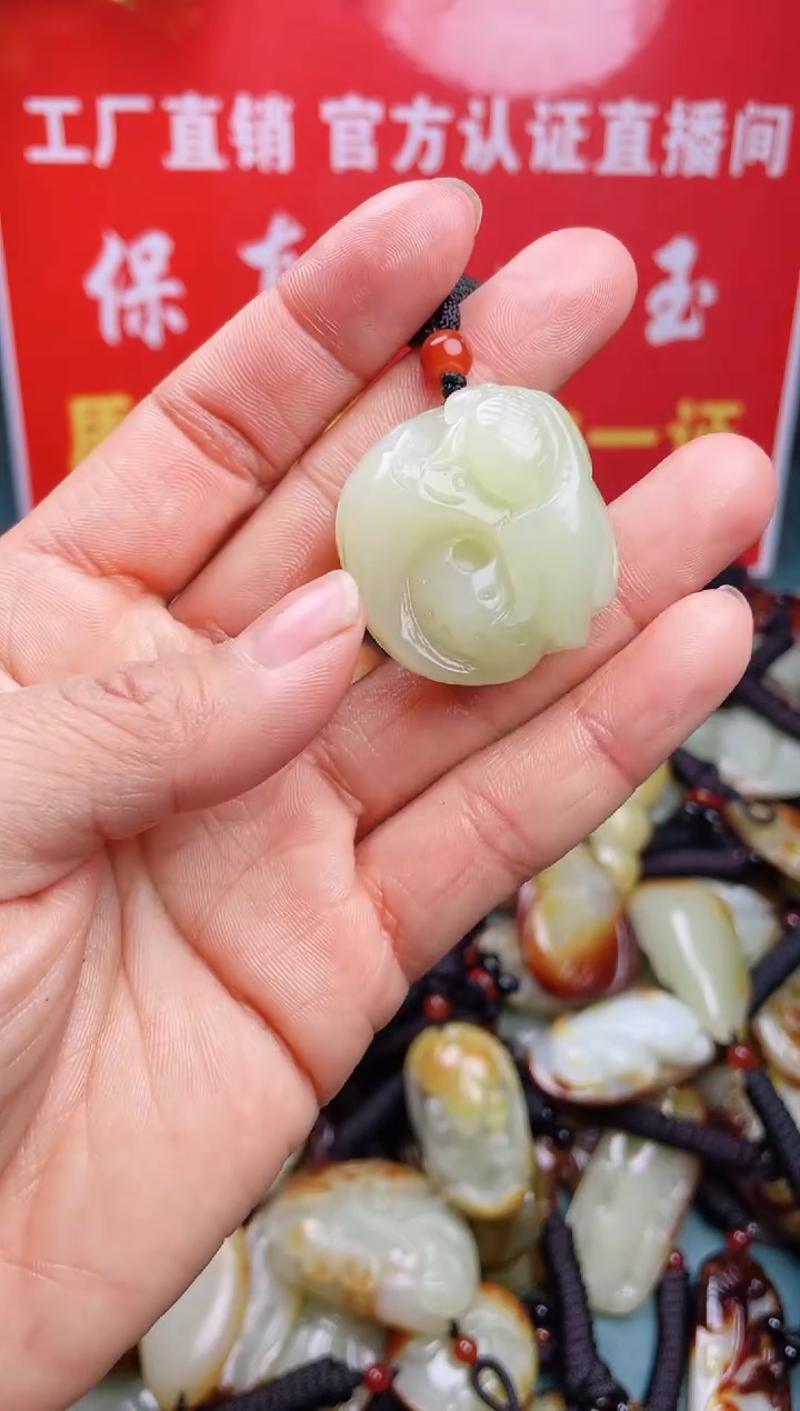 【闪购商品】和田玉颈饰未镶嵌