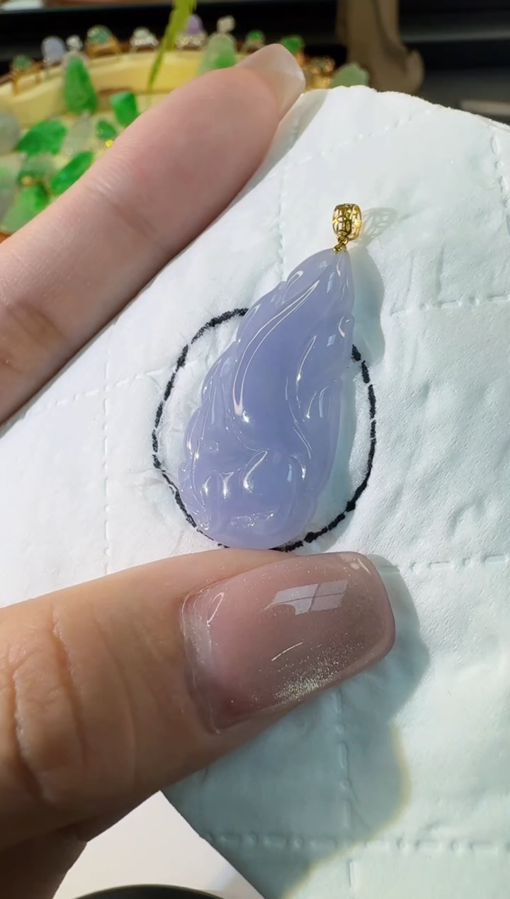 【闪购商品】翡翠颈饰18K金镶嵌缅甸翡翠A货吊坠