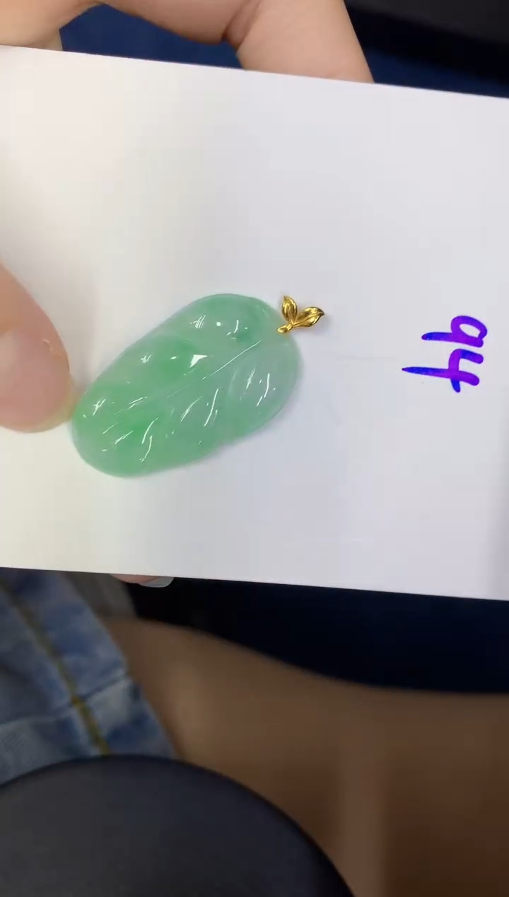 颈饰18K金镶嵌翡翠缅甸天然翡翠A货