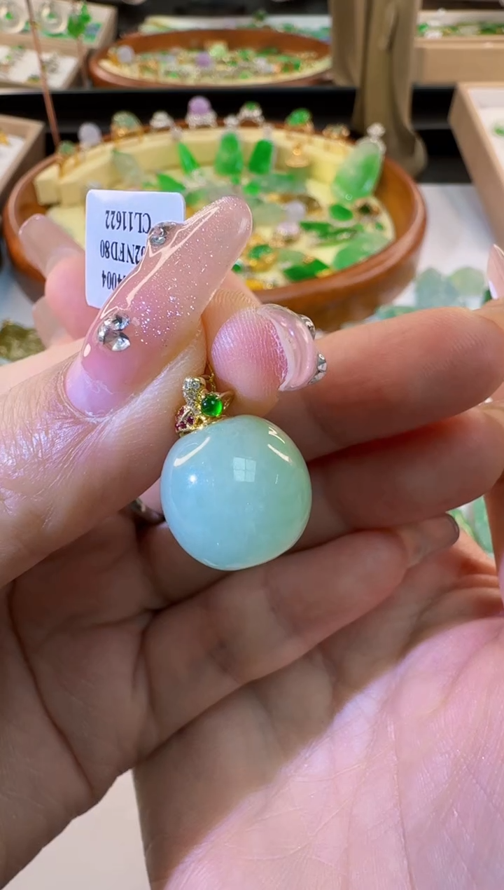 【闪购商品】翡翠吊坠(不含链)18K金镶嵌缅甸翡翠A货挂件