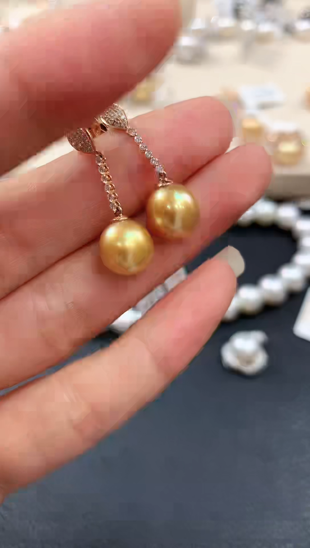 【闪购商品】18K金镶嵌海水珍珠耳饰m178