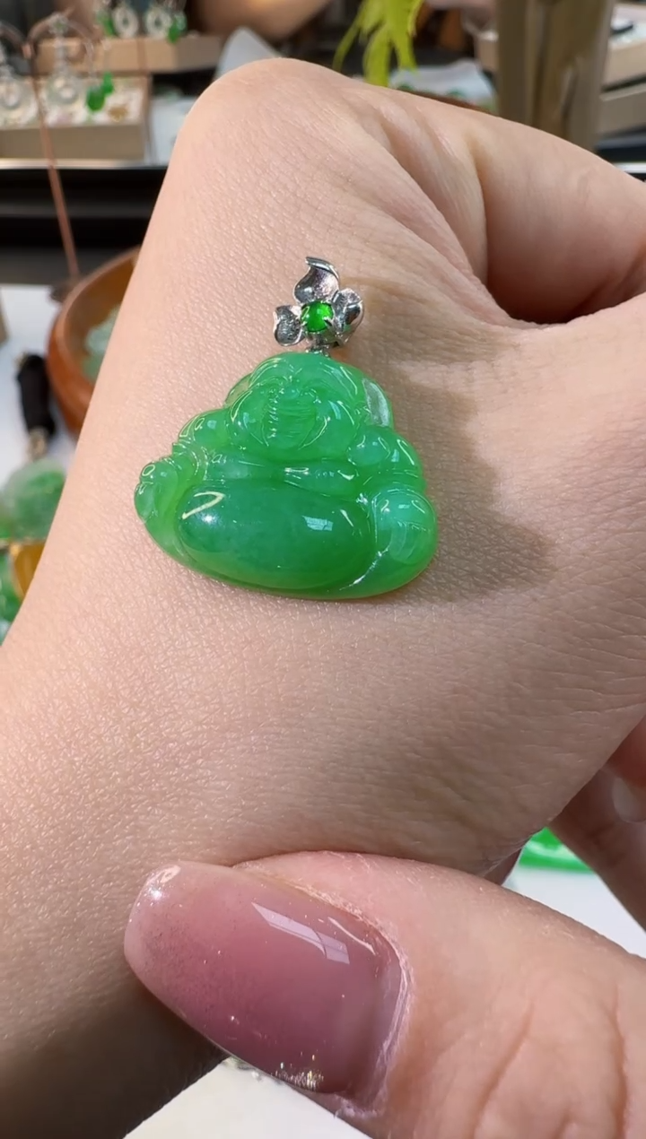 【闪购商品】翡翠颈饰18K金镶嵌缅甸翡翠A货挂件