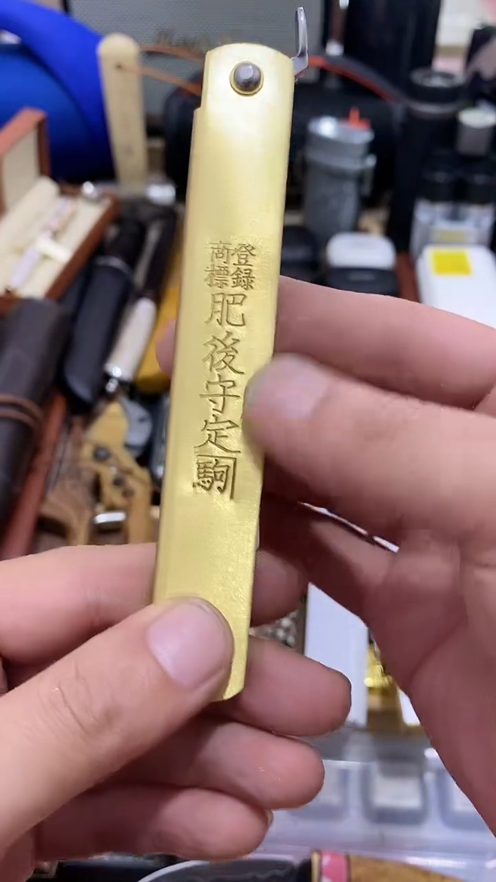 瓷片闪购商品 如图所示