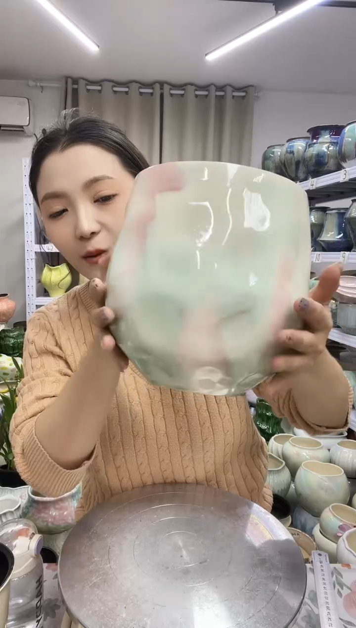 【12.7号】  花盆  高 ： 19   口：15