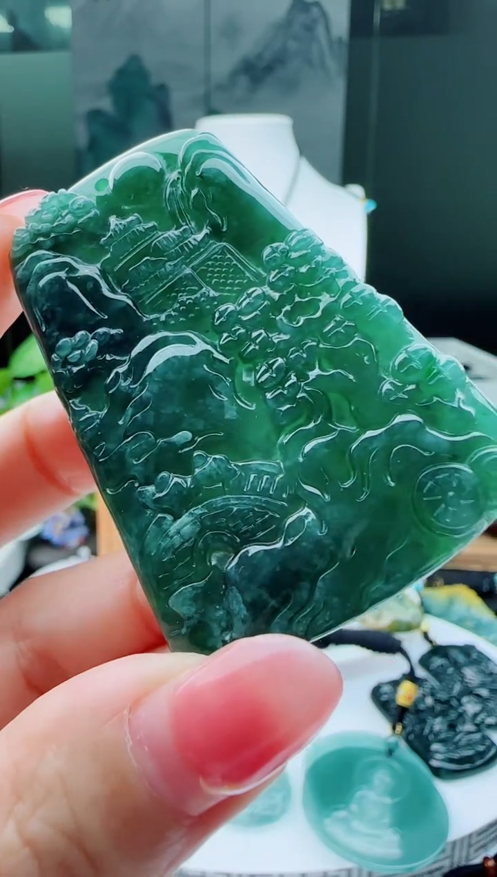 【闪购商品】翡翠颈饰未镶嵌多样性随机一件发货