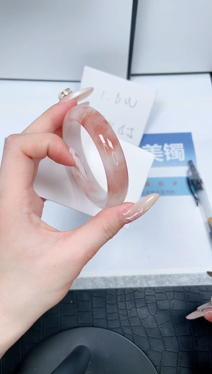 【闪购商品】石英质玉手镯未镶嵌62-54.1