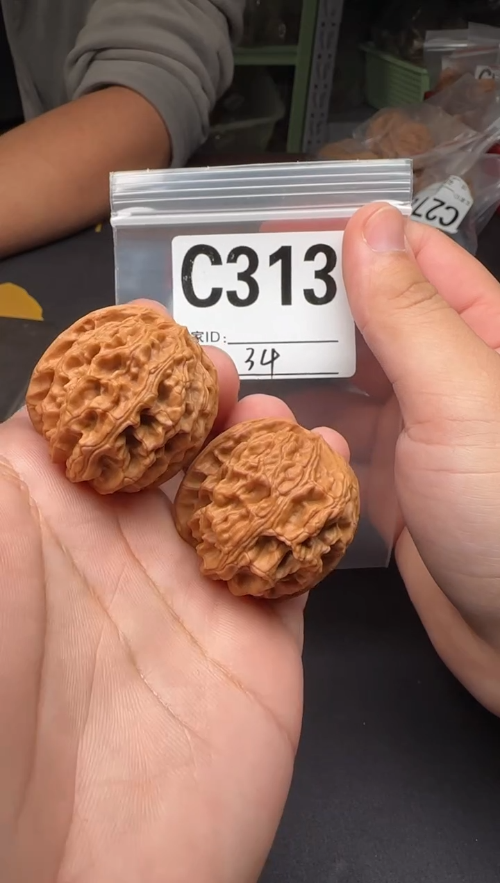 吊坠文玩核桃苹果园34-C313