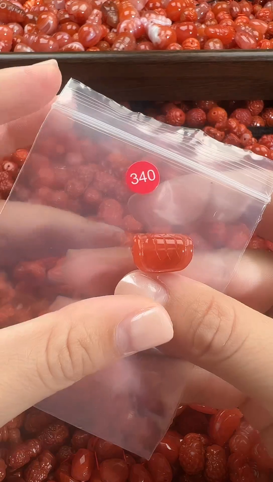 颈饰未镶嵌南红玛瑙1