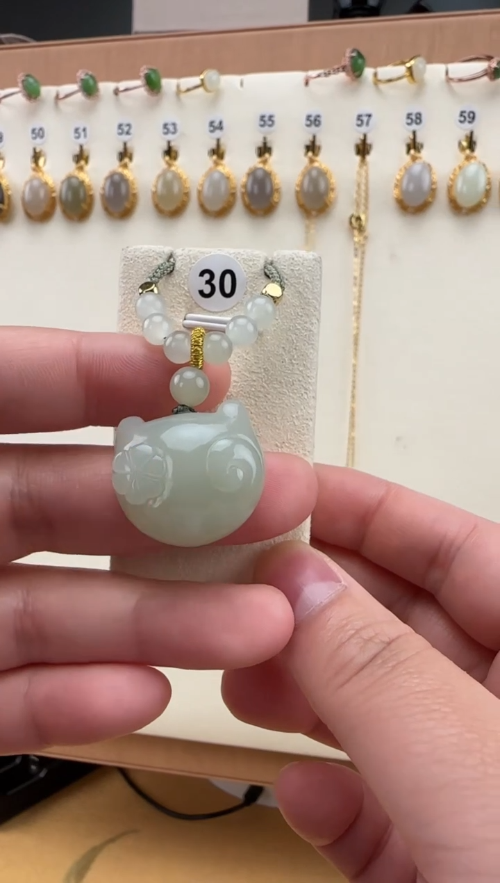 【闪购商品】和田玉颈饰未镶嵌Kitty猫吊坠