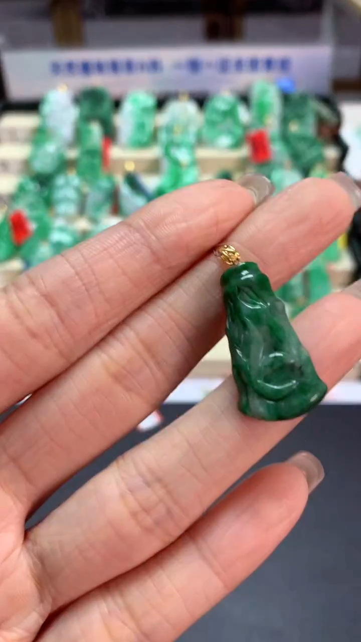 【闪购商品】翡翠吊坠(不含链)18K金镶嵌挂件