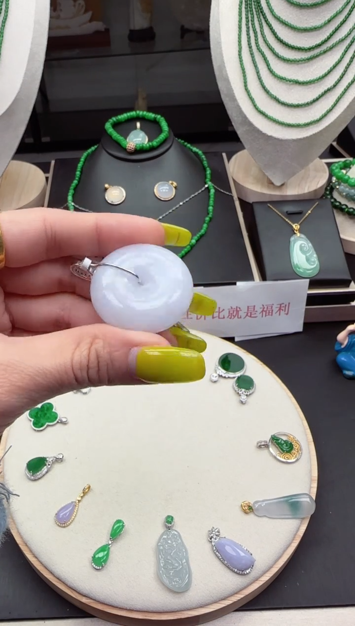 【闪购商品】翡翠吊坠(不含链)银S925镶嵌【海莎一口翠】翡翠挂件1