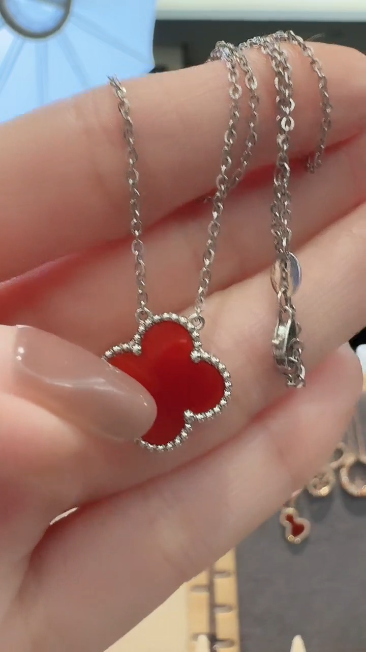 玛瑙/玉髓套链铂Pt950镶嵌PT950幸运草套链