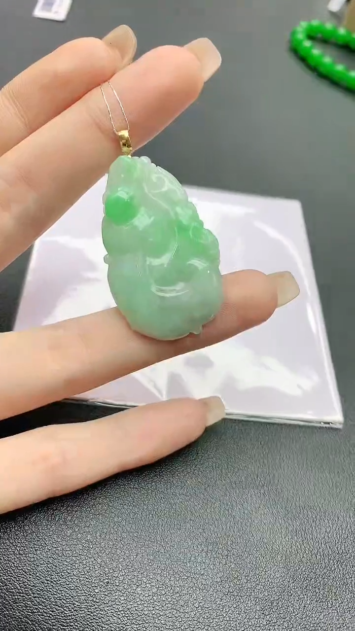 【闪购商品】翡翠颈饰18K金镶嵌赠礼盒证书 珍珍