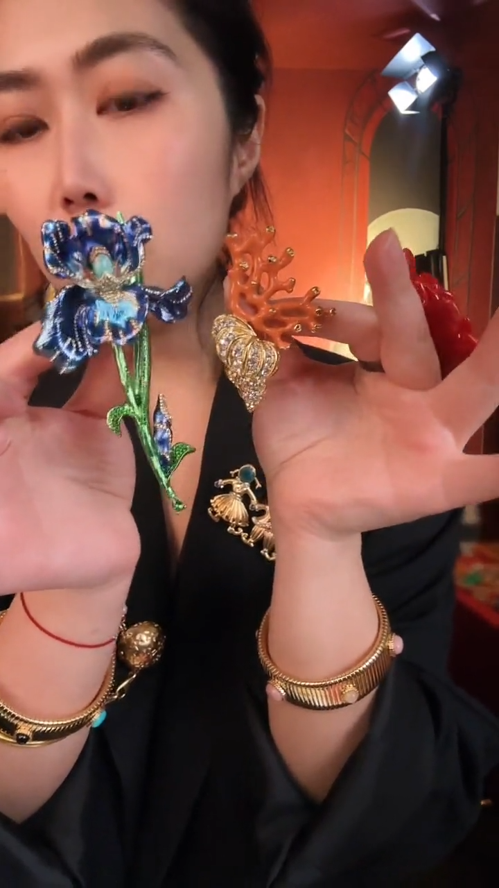 合金琉璃合金无复古百搭复古胸针两个特价不退