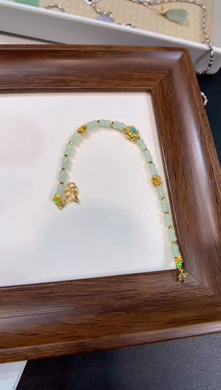 未镶嵌手串翡翠手串