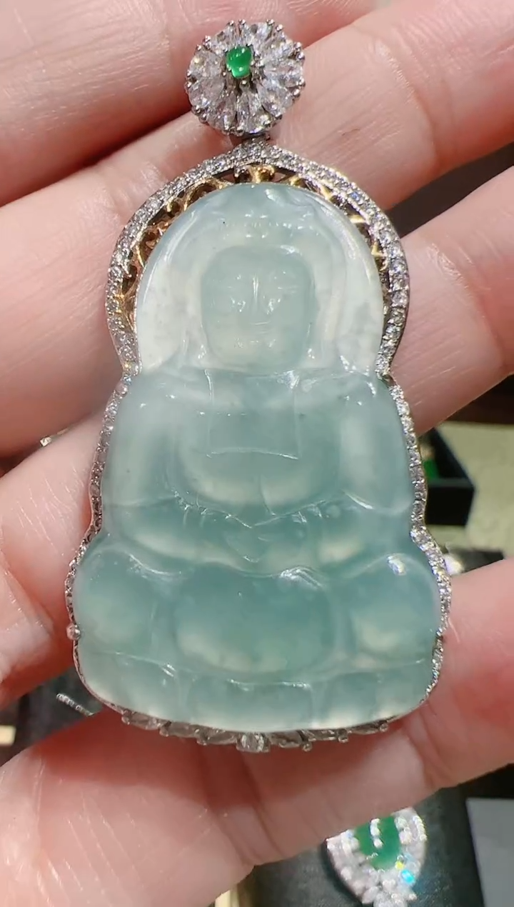 【闪购商品】翡翠颈饰未镶嵌202521437