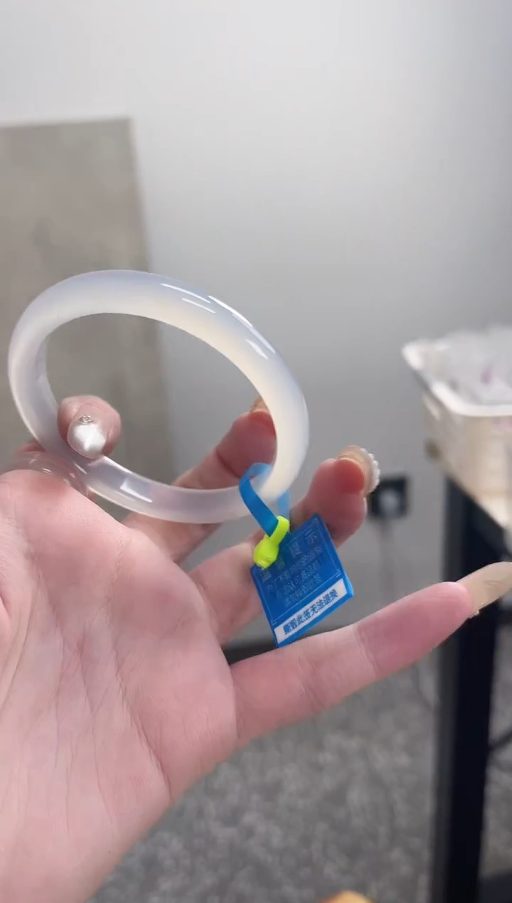 【闪购商品】玛瑙/玉髓手镯未镶嵌56圈