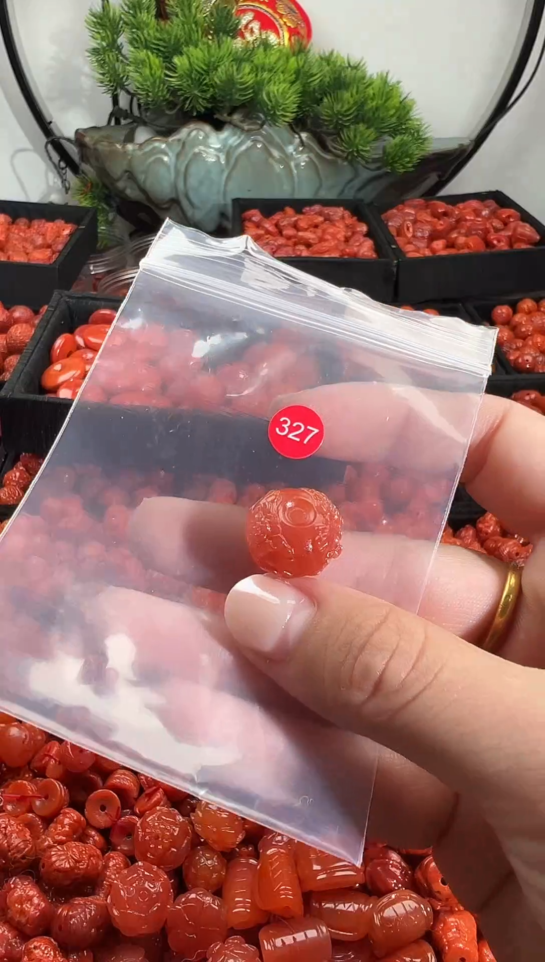 颈饰未镶嵌南红玛瑙1