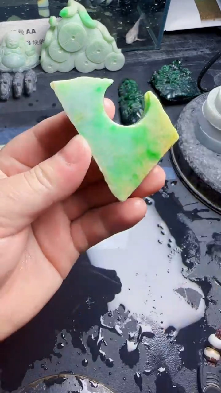 未镶嵌挂件翡翠天然翡翠033
