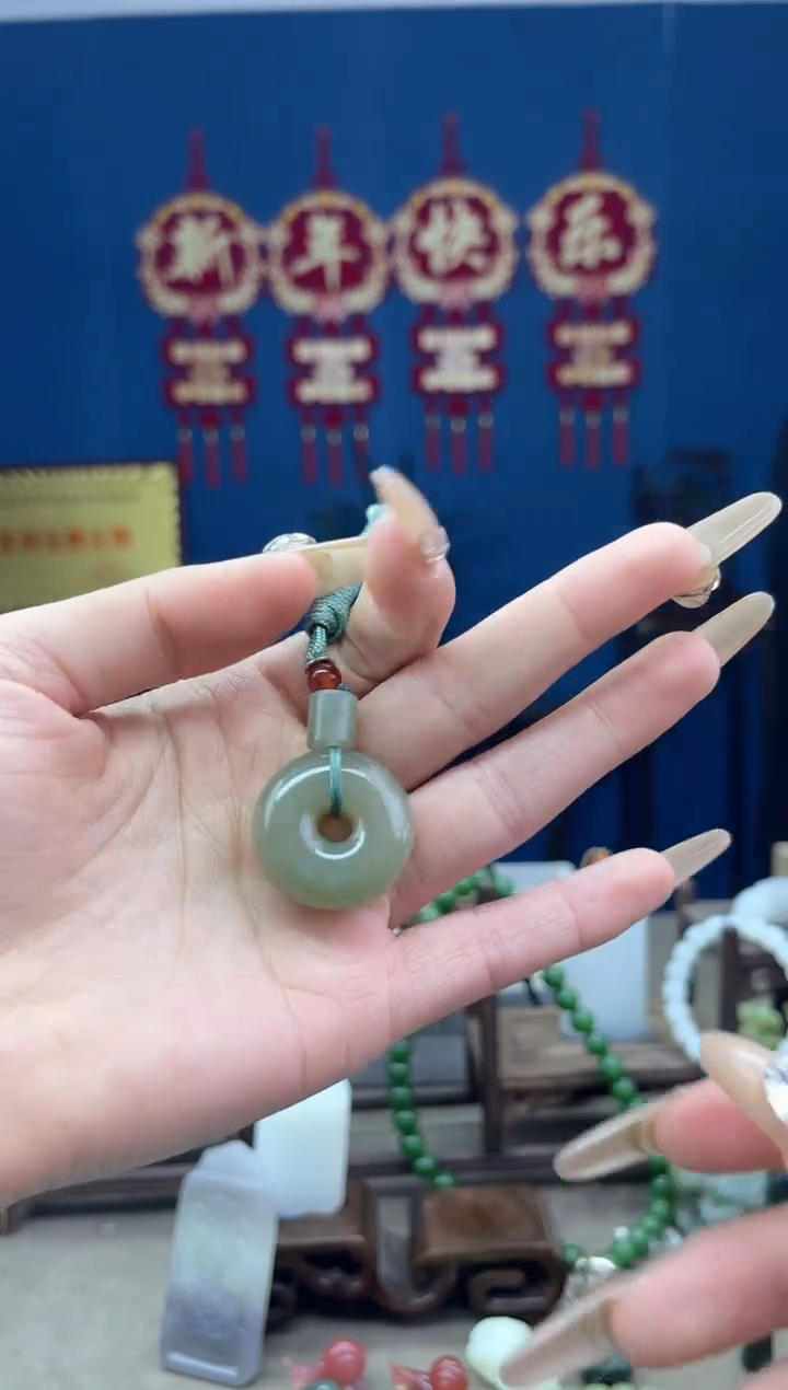 【闪购商品】和田玉颈饰未镶嵌1