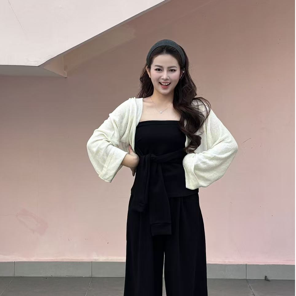 夏季百搭休闲针织开衫防晒气质显瘦设计感小众时尚黑色法式韩版