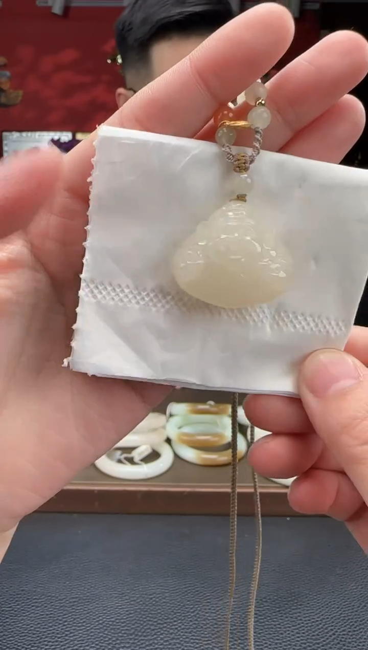 【闪购商品】和田玉颈饰未镶嵌藕粉财财