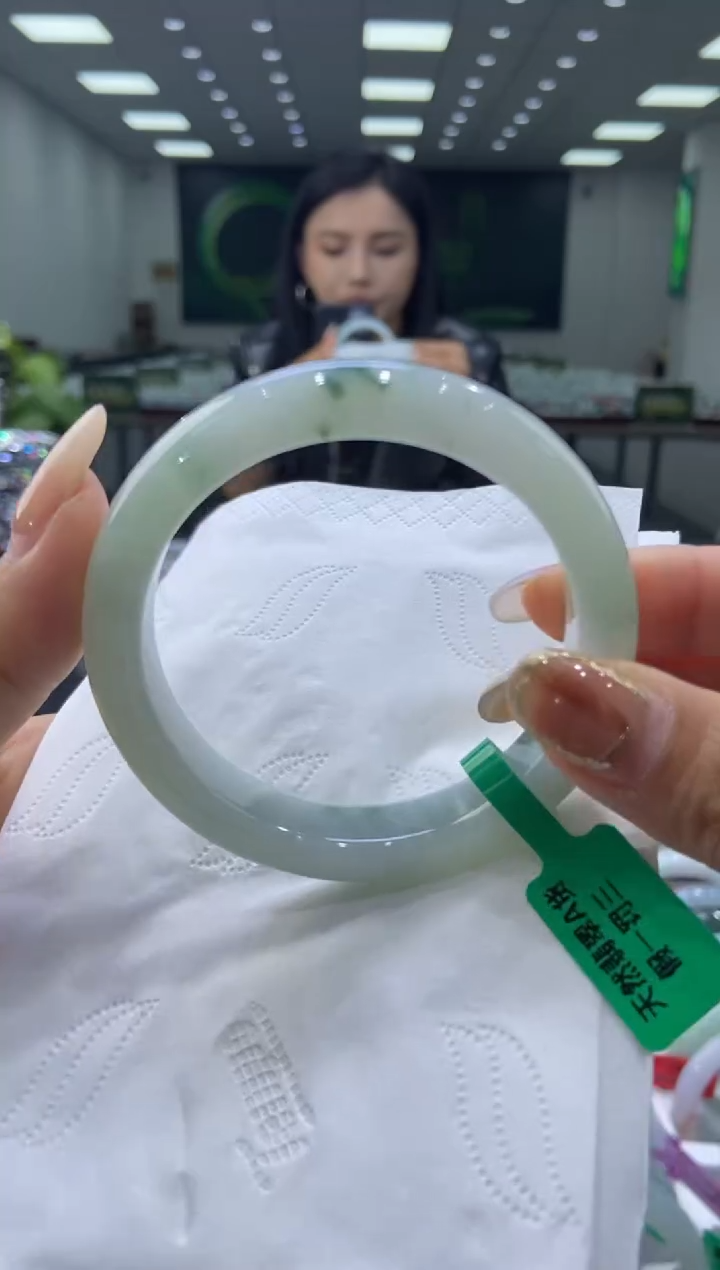 未镶嵌手镯翡翠00008067