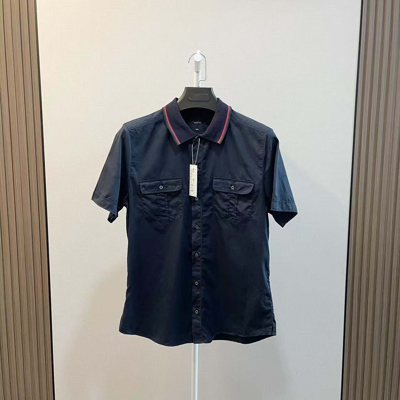 99新 GUCCI/古驰 /藏蓝色领子红绿条纹短袖衬衫/尺码40