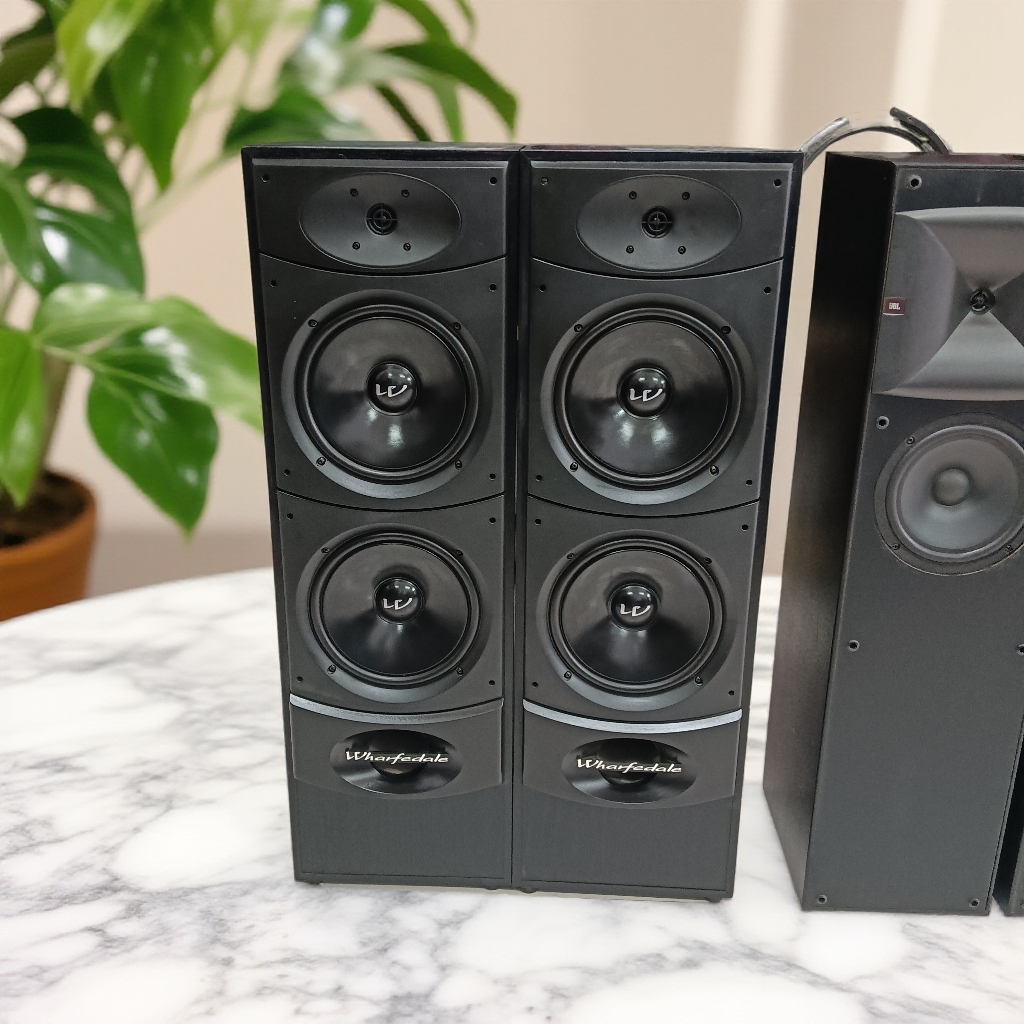 乐富豪双7寸落地音箱一对。二手设备全场无包邮，运费到付。