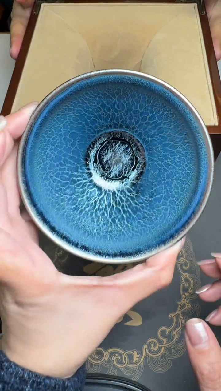 【闪购商品】茶盏黄宝庆蓝曜龙麟84