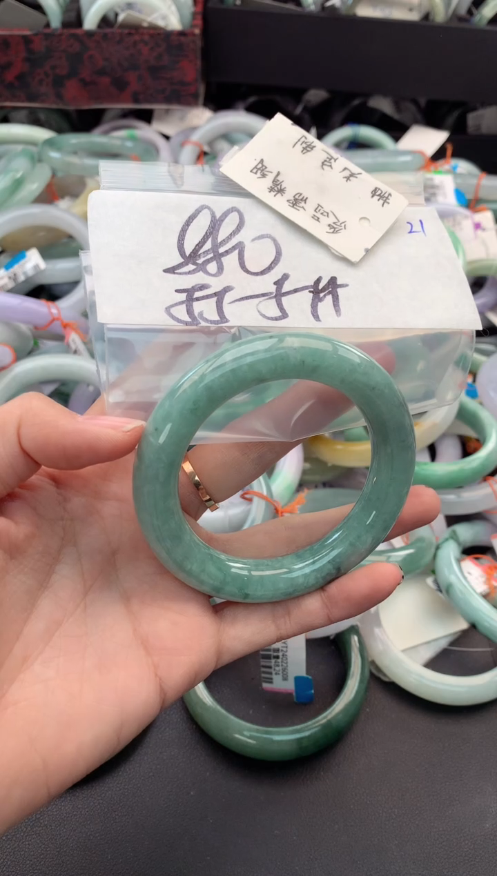 【闪购商品】定制翡翠未镶嵌毛货需精细抛光+多人