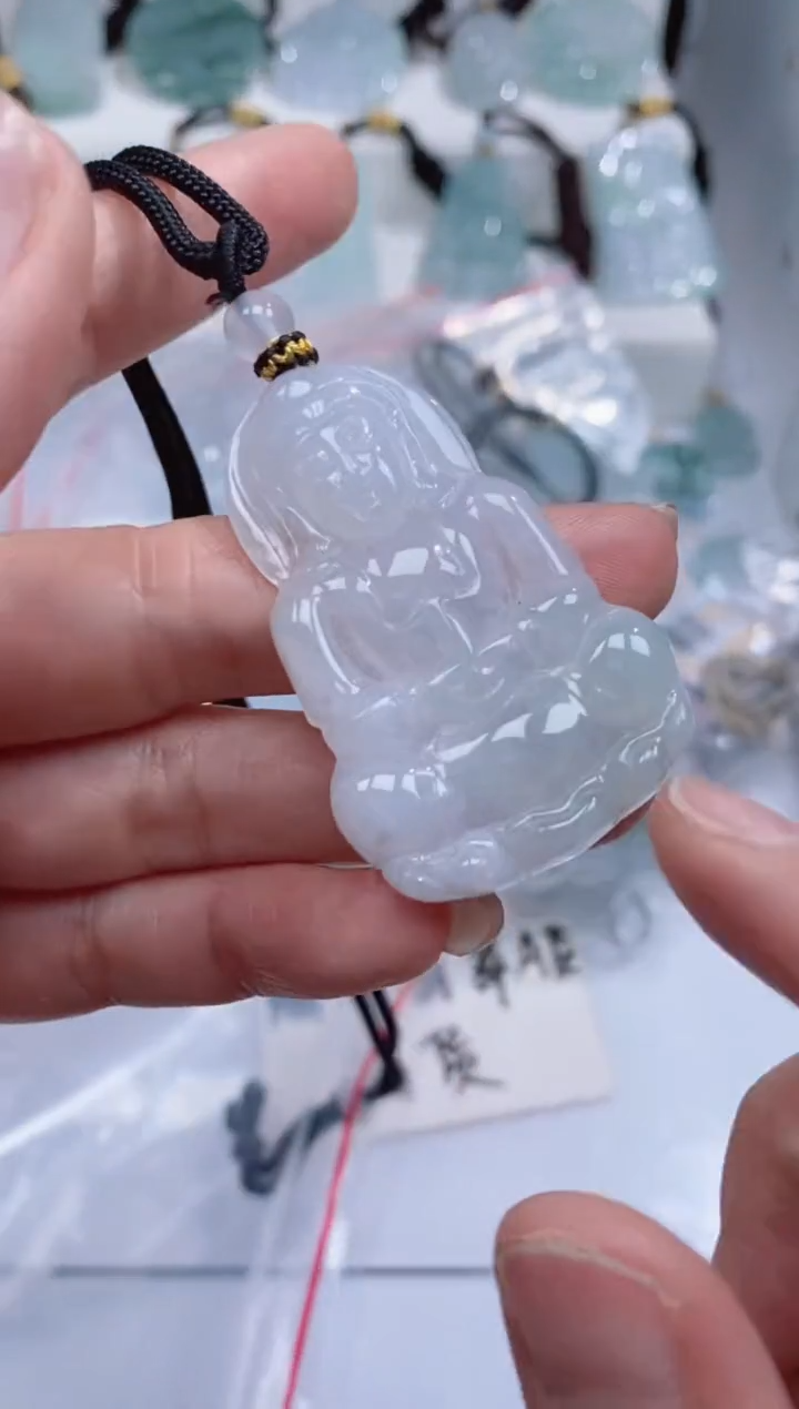 颈饰未镶嵌翡翠吊坠