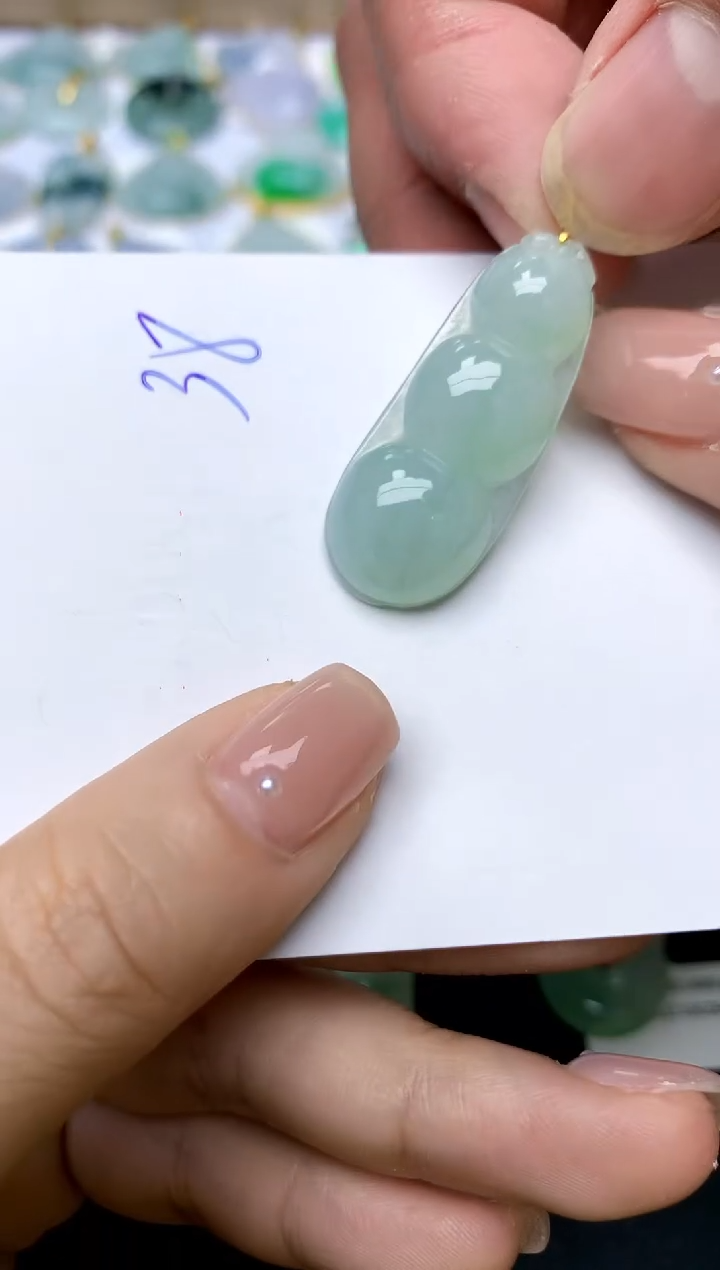 【闪购商品】翡翠颈饰18K金镶嵌38天然A货翡翠